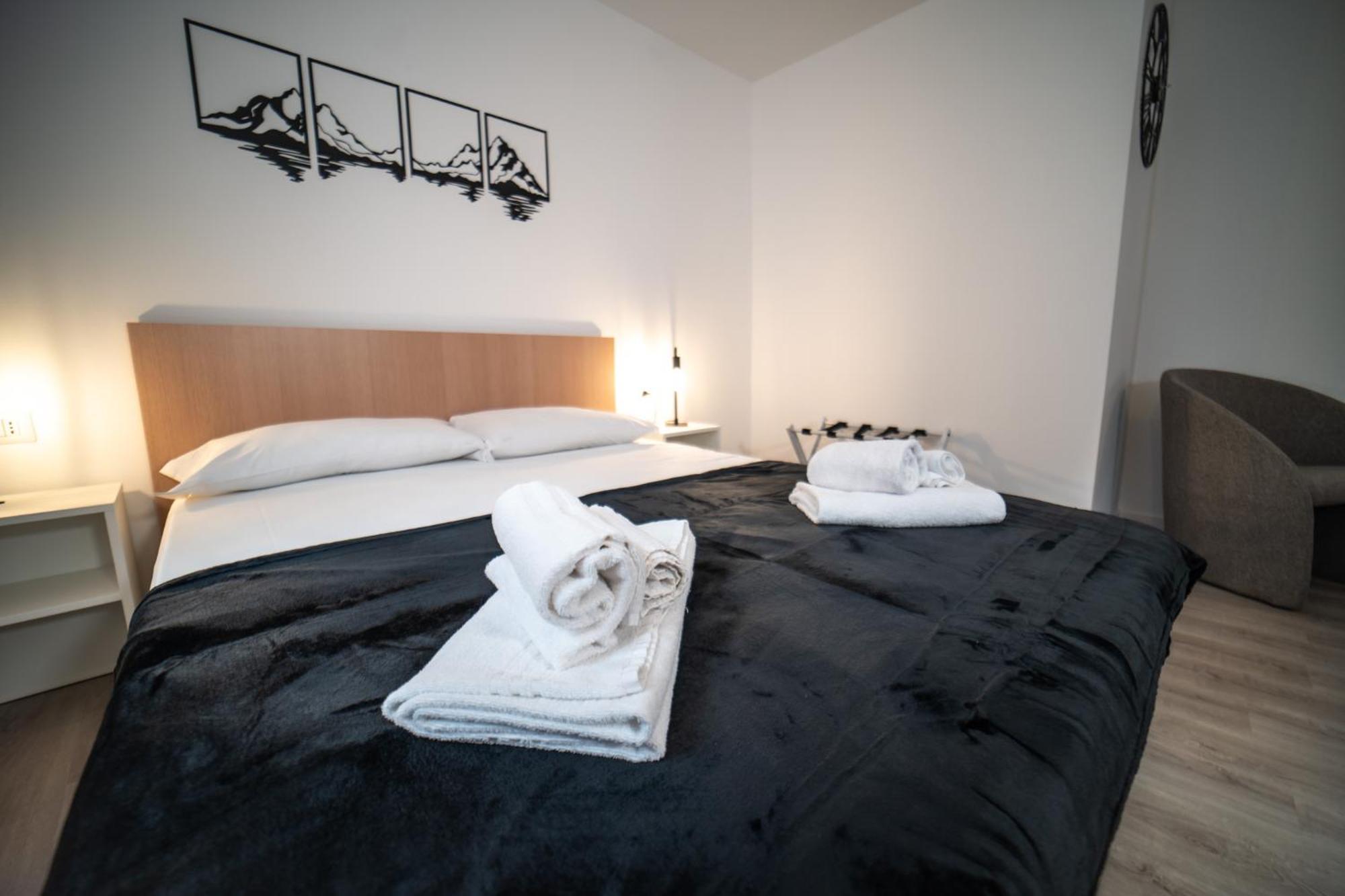 Ferienwohnung Il Cortiletto Lecco Exterior foto
